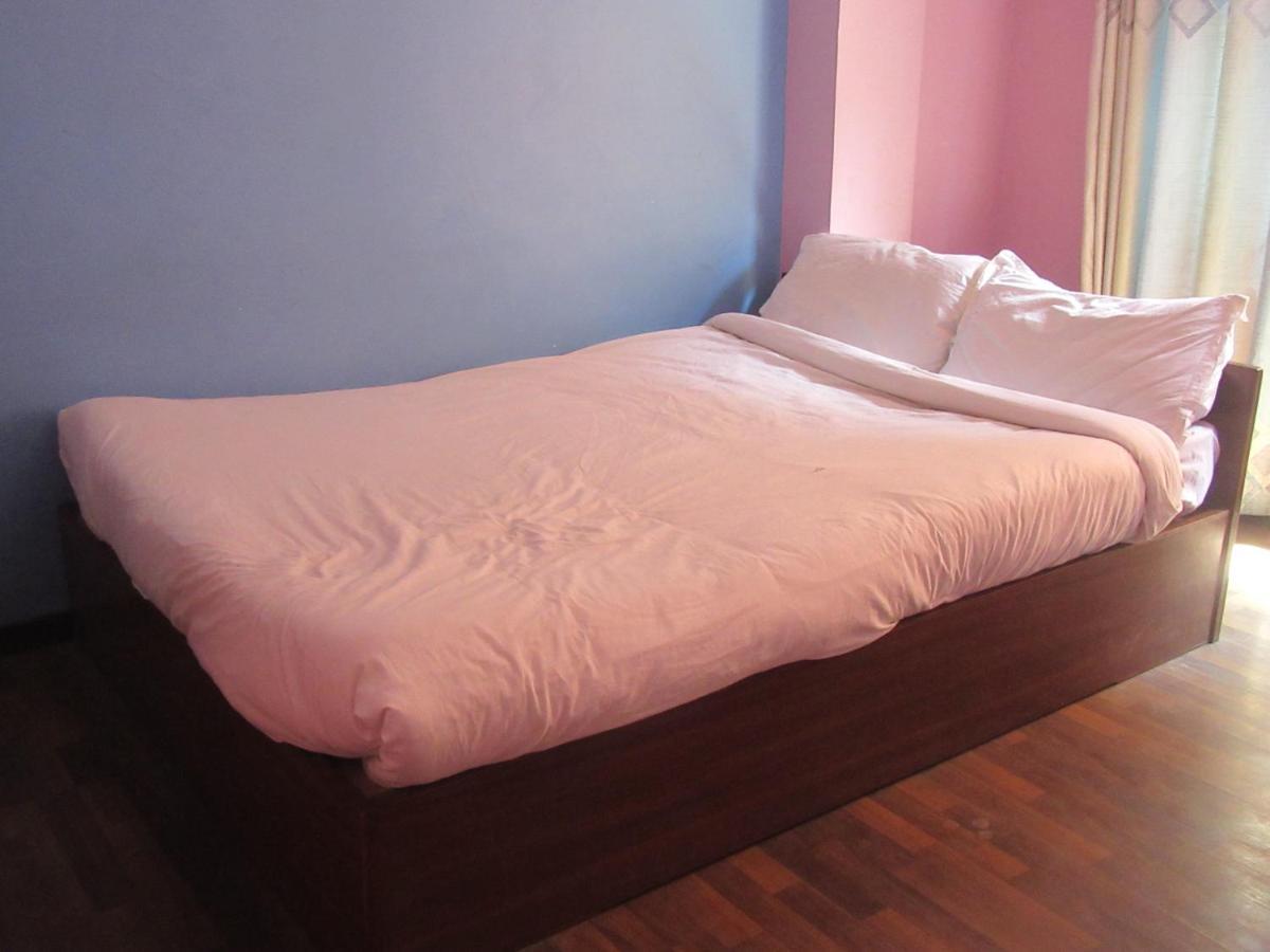 Stupa View Inn Катманду Экстерьер фото