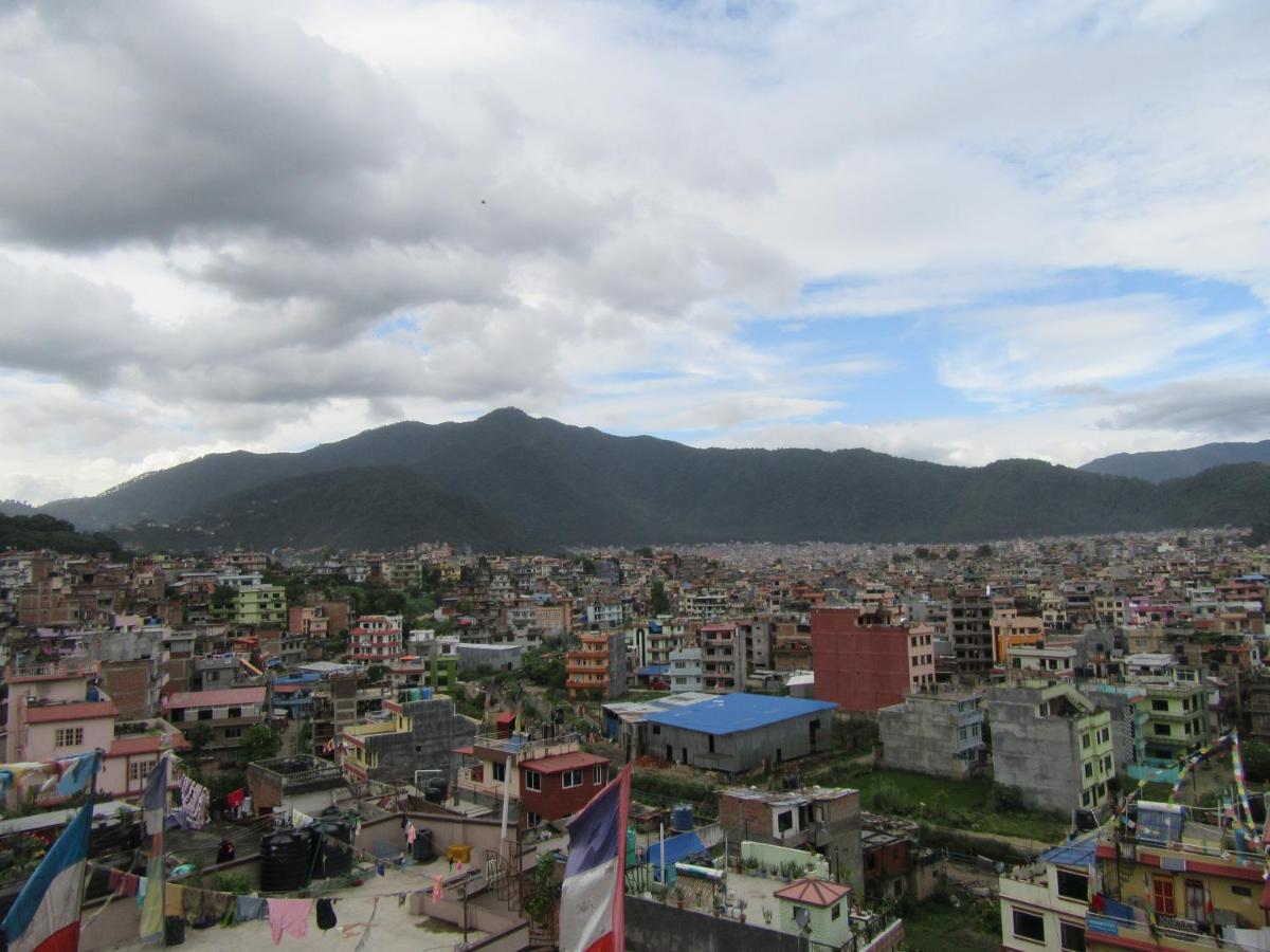 Stupa View Inn Катманду Экстерьер фото
