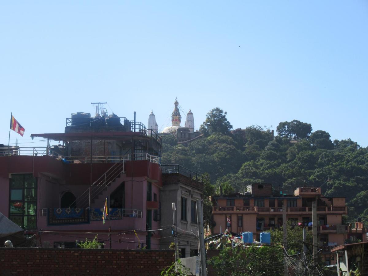 Stupa View Inn Катманду Экстерьер фото